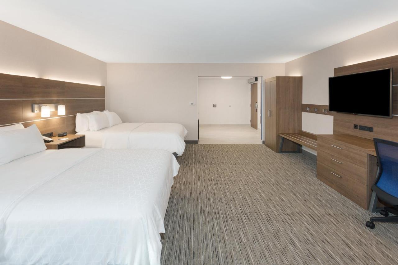 Holiday Inn Express Hotel & Suites Ottawa Airport By Ihg Eksteriør billede