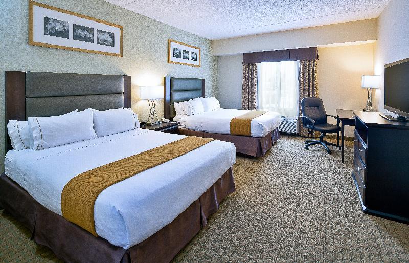 Holiday Inn Express Hotel & Suites Ottawa Airport By Ihg Eksteriør billede